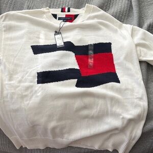 Tommy Hilfiger Men's Cream Sweater with Navy and Red Design